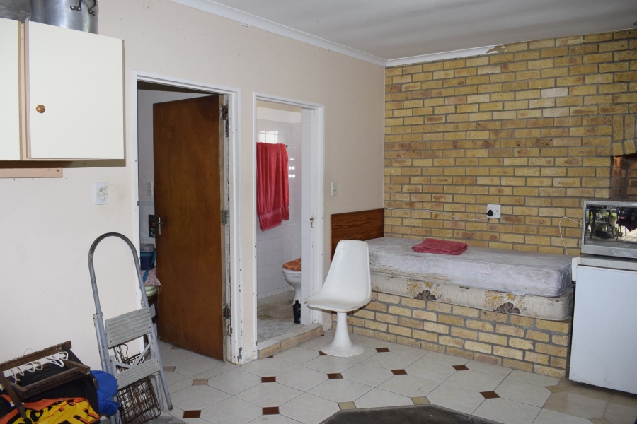 2 Bedroom Property for Sale in Struisbaai Western Cape
